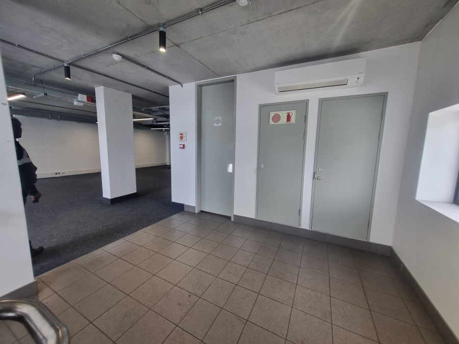 To Let commercial Property for Rent in Bellville South Industria Western Cape